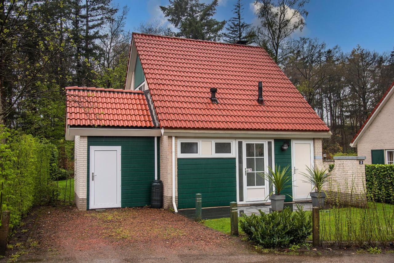 Bungalow - 6 Personen Gelegen In De Nabije Omgeving Van Avonturenpark Hellendoorn En De Prachtige Sallandse Heuvelrug En Eelerberg Exterior foto